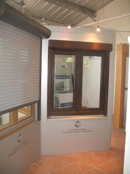Vorbaurollladen am PaX-Fenster